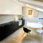 Apartment Rodolfo Valentino Loft Trieste