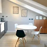 Apartment Rodolfo Valentino Loft Trieste