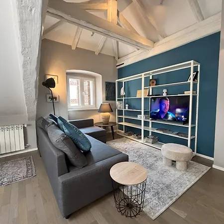Rodolfo Valentino Loft - Reception * Τεργέστη